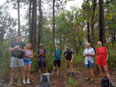 Sara, Przemysllay, Jordan, Jessica,,Shea, Leon, Giovanni | Chiang Mai Trekking | Le meilleur trekking à Chiang Mai avec Piroon Nantaya