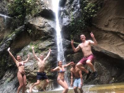 Palmer, Margan, Rebecca, Lea and Jordan group for 2d1n on4-5May 2022 | Chiang Mai Trekking | Le meilleur trekking à Chiang Mai avec Piroon Nantaya