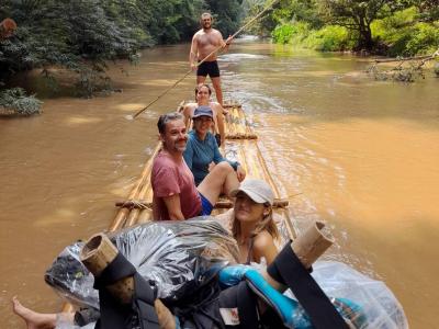 Arnaud, Daphne, Quentin, Stewart, Ingrid | Chiang Mai Trekking | Le meilleur trekking à Chiang Mai avec Piroon Nantaya