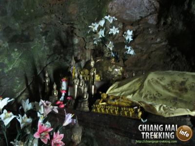 Chiang Dao Cave | Chiang Mai Trekking | Le meilleur trekking à Chiang Mai avec Piroon Nantaya