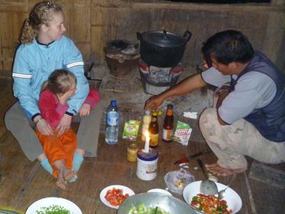 Photos de nos clients | Chiang Mai Trekking | Le meilleur trekking à Chiang Mai avec Piroon Nantaya
