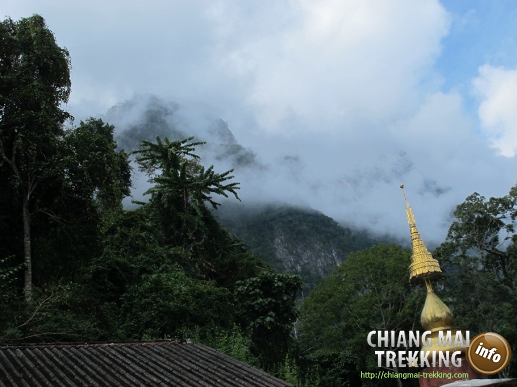 Day Trip Chiang Dao Cave & Doi Luang Chiang Dao Mountain | Chiang Mai Trekking | Le meilleur trekking &agrave; Chiang Mai avec Piroon Nantaya