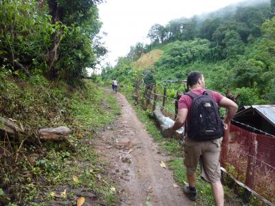 Authentic trekking  With Volonteers  Chirstian German School Chiangmai. | Chiang Mai Trekking | Le meilleur trekking à Chiang Mai avec Piroon Nantaya