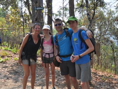 Valerie & Bertrand And Family   | Chiang Mai Trekking | Le meilleur trekking à Chiang Mai avec Piroon Nantaya