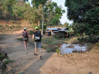 Valerie & Bertrand And Family   | Chiang Mai Trekking | Le meilleur trekking à Chiang Mai avec Piroon Nantaya