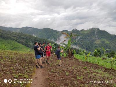 One day trekking only walk 6-7 hours | Chiang Mai Trekking | Le meilleur trekking à Chiang Mai avec Piroon Nantaya